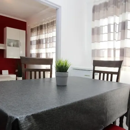 In Mit Eigener Terrasse By Interhome