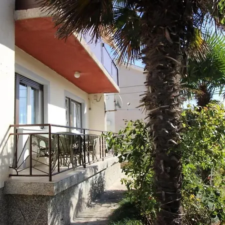 In Mit Eigener Terrasse By Interhome Baška