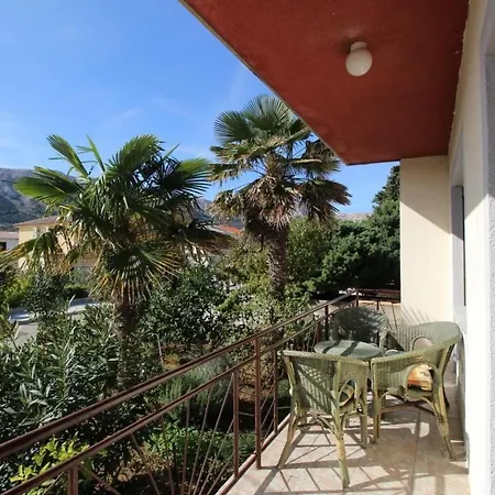 Apartman In Mit Eigener Terrasse By Interhome Baska (Krk)