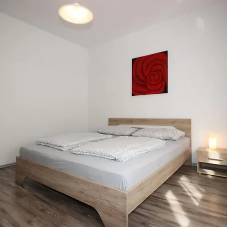 Appartement In Mit Eigener Terrasse By Interhome *