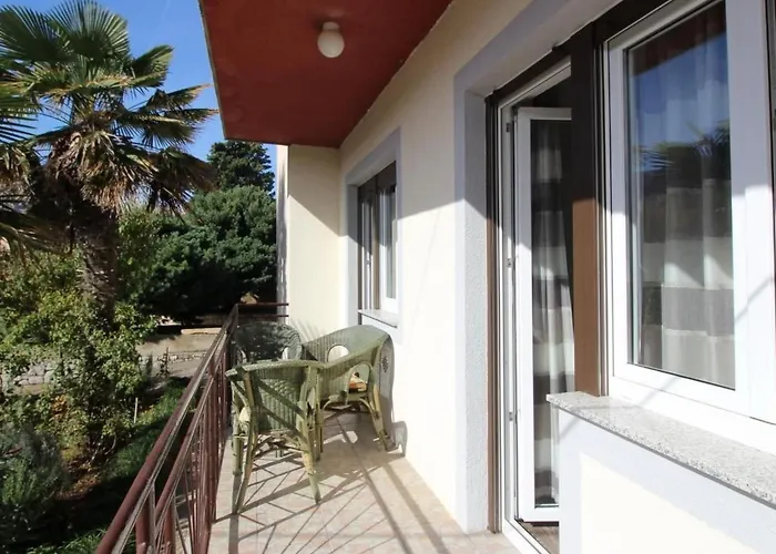 In Mit Eigener Terrasse By Interhome Apartman Baska (Krk)