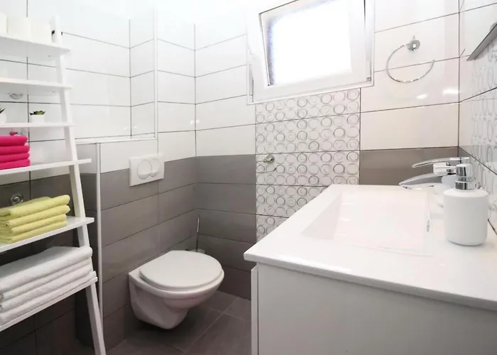 In Mit Eigener Terrasse By Interhome *